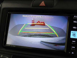 バックガイドモニターを装備しています、車庫入れもラクラクです。