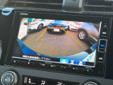 バックカメラのお写真です。駐車が苦手な方でも楽に駐車が行えますね♪