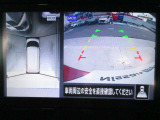 アラウンドビューモニターが駐車をアシスト☆4つの高解像度カメラで車の周囲を撮影。ミニバン、SUVなどの死角の駐停車も驚く程楽です!バックカメラは、車庫入れの時は勿論、後方の安全確認もできて安心です♪
