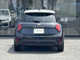 国道246号線沿い、南町田グランベリーパーク駅すぐ。MINI NEXT 東名横浜/〒194-0004 東京都町田市鶴間5-18-1/TEL:042-788-8027