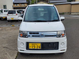 ヘッドライトはハロゲンランプが付いていますが、ご希望に応じて別途22000円(税込)で高輝度・2年保証のLEDライトに交換致します。