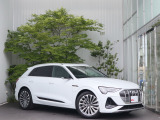 アウディ e-tron 50 クワトロ Sライン 4WD