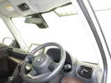見通しのよいすっきりとした視界で、誰でも運転しやすいです。運転のしやすさは疲れにくさにも繋がりますよ♪