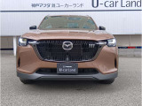 「魂動デザイン」をさらに深化させ、重厚でスタイリッシュになったフロントビューです。