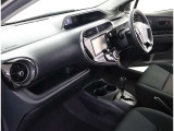 助手席目線です!足元が広くストレスの少ない車内空間を過ごすことができます!