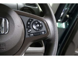Hondaセンシングの機能のひとつ、アダプティブクルーズコントロール付!アクセルから足を離しても設定したスピードと前車との車間を保ち走行してくれます!車線維持もアシスト☆高速道路で疲労軽減ですね☆
