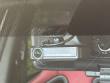 【ドライブレコーダー】ドライブレコーダー装備!走行中はもちろん、あおり運転や事故に遭遇した際、映像で記録し、万一のリスクに備えます。※記録用SDカードはお客様ご自身でご準備いただく必要があります。
