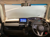 機能的なコックピット。快適な運転を楽しめます。