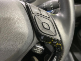【レーダークルーズコントロール】高速道路での長距離走行が楽に!!自動で速度を保つクルーズコントロールが、衝突軽減システムと連携し、前方の車両を感知して車間を保つように速度調節してくれます!!