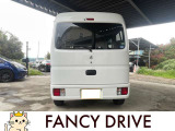 シンプルなリヤまわりカスタムベース車にどうぞ