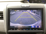 大きなモニターにバックカメラ映像が映し出されますので後退時も安心ですね♪