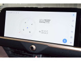 ディスプレイオーディオを装備。スマホとクルマをつなぐことで、これまでのナビに加えて、いろんなサービスが楽しめます。