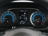 シンプルで見やすいメーターです。