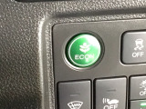 ★ECONスイッチ★ エコドライブを加速しよう!スイッチをONにすると、運転の仕方によるロスを抑え込み燃費をよくするようクルマが頑張ります(*^ー^*)燃費向上にチャレンジ♪