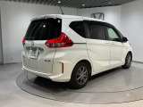 自動車保険・JAFも取り扱っております。また、お客様のご希望で保証延長(有償・一部の車種では取り扱いできません)もご準備しております。