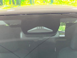 【プリクラッシュセーフティ】前方の車両等を検知し、衝突しそうな時は警報で注意を促し、ブレーキを踏む力をサポート。ブレーキを踏めなかった場合は衝突被害軽減ブレーキが作動、衝突回避をサポートします。
