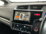 【オーディオ機能】CDプレーヤーを装備♪もちろんFM/AMラジオもお聞きいただけますよ♪