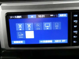 【オーディオ選択画面】AM/FMの切替や、交通情報もこちらの画面から選択できます。