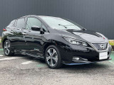 1年間走行無制限保証。バッテリーも保証対象。全国3000ヵ所の日産サービス工場で保証整備が可能です。有料で最長3年間のワイド保証プレミアムもございます。(詳しくは当店スタッフまでお尋ね下さい。)