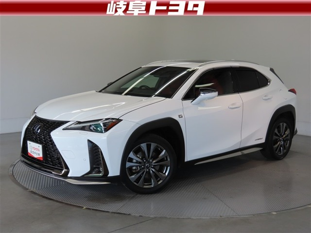 UX 250h Fスポーツ 4WD