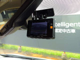 煽り運転や事故などの瞬間を記録し、過失の有無を明確に証明してくれるドライブレコーダー