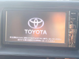 【純正ナビ】人気の純正ナビを装備しております。ナビの使いやすさはもちろん、オーディオ機能も充実!キャンプや旅行はもちろん、通勤や買い物など普段のドライブも楽しくなるはず♪