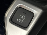 【アイドリングストップ】赤信号や渋滞で停車した際にエンジンを停止し、無駄な燃料の消費を抑えます。燃費向上や環境保護につなげる機能♪エンジンはブレーキを離せば再始動します。