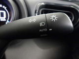 オートライト機能装備です!車外の明るさに応じて、自動的にライトの点灯・消灯をしてくれます♪