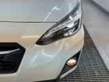 暗闇でも前方をくっきりと照らしてくれるライトです。夜の運転でも安心ですね。