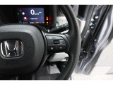 Hondaセンシングの機能のひとつ、アダプティブクルーズコントロール付!アクセルから足を離しても設定したスピードと前車との車間を保ち走行してくれます!車線維持もアシスト☆高速道路で疲労軽減ですね☆