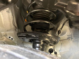 お車を安心してお乗りいただく為には、足回りの定期点検が欠かせません。サービスサポート(有償保証)では無料点検もご提供しており、安心のカーライフをお過ごしいただけるサポート体制が整っています。