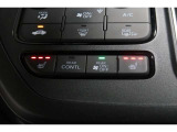 シートヒーター装備車両♪♪寒い冬はもちろん♪肌寒い春先・秋口まで活躍してくれるあると嬉しい装備です♪♪