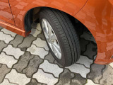 タイヤの溝もございます。