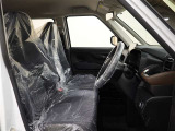 見通しのよいすっきりとした視界で、誰でも運転しやすいです。運転のしやすさは疲れにくさにも繋がりますよ♪