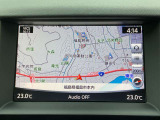 日産純正のナビになります。