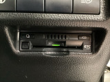 ETCが付いてます。ETC搭載車しか通過できないスマートICが利用できるようになりますよ!現在スマートICの設置箇所も増えてきているので、高速道路利用の幅が広がりますね☆