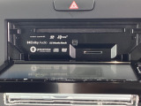 純正メモリーナビ(VXM-214VFi)を装着しております。AM、FM、CD、DVD再生、Bluetooth、音楽録音再生、フルセグTVがご使用いただけます。初めて訪れた場所でも安心ですね!