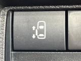 【パワースライドドア】スマートキーや運転席のスイッチでスライドドアの開閉が可能♪電動だから力を入れてドアを開ける必要が無く、小さいお子様でも、重い荷物を持っている時もラクに開け閉めできます♪