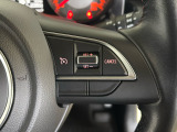 【クルーズコントロール】アクセルペダルを踏まずに一定の車速で走行できますので、高速道路など加減速の少ない道で便利です。