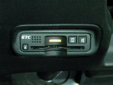 ETC付!高速道路の料金所はキャッシュレスで通過です!サービスエリア等にあるスマートインターの出入りも利用可能でとっても便利☆ご納車後すぐにお使い頂けるようセットアップしてのお渡しとなります。