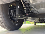 お車を安心してお乗りいただく為には、足回りの定期点検が欠かせません。サービスサポート(有償保証)では無料点検もご提供しており、安心のカーライフをお過ごしいただけるサポート体制が整っています。