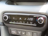 オートエアコンで車内はいつでも快適です♪