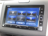 ナビゲーションは純正メモリーナビ(VXM-234VFi)を装着しております。AM、FM、CD、DVD再生、Bluetooth、音楽録音再生、フルセグTVがご使用いただけます。