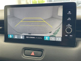 【 バックカメラ 】便利なバックカメラ装備で安全確認を頂けます。駐車が苦手な方にもオススメな便利機能です♪