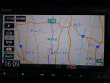ナビゲーションを装備。多彩な機能で快適ドライブをアシスト。オーディオ機能も充実していますね。