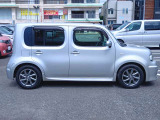 この掲載車の販売納車は日産神奈川Carスクエア湘南台が窓口となります。日本全国登録&rarr;当店受渡し納車 or お客さまご自宅での納車(◎弊社指定陸送会社による陸送※一部離島不可)、いずれも承っております、