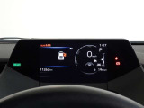 視点移動が少ないセンターメーター、ロングドライブも疲れません。