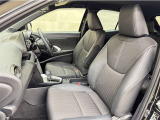 トヨタ中古車「まるごとクリーニング」施工済。外装はもちろん内装はシートを外して見えない所まで徹底洗浄しています。