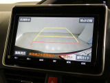 バックガイドモニターで、後方を確認しながら安心して駐車することができます。運転初心者も熟練者も必須の機能ですよ!