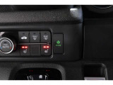 ECONボタンで低燃費モードに☆☆☆ECONスイッチを上手に使ってエコドライブ♪♪環境にもお財布にも優しい装備です☆☆☆